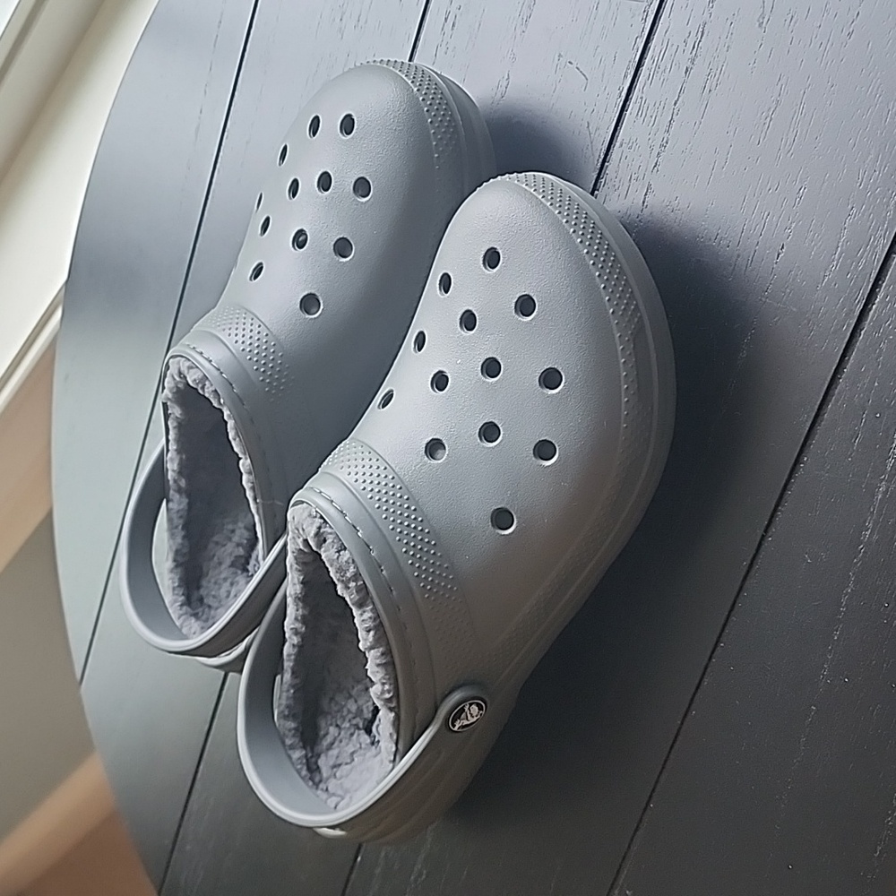 Boys size J5 Classic Lined Croc